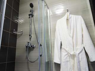 Отель ArcadiaSky Одесса Двухместный номер с 1 кроватью и балконом-5